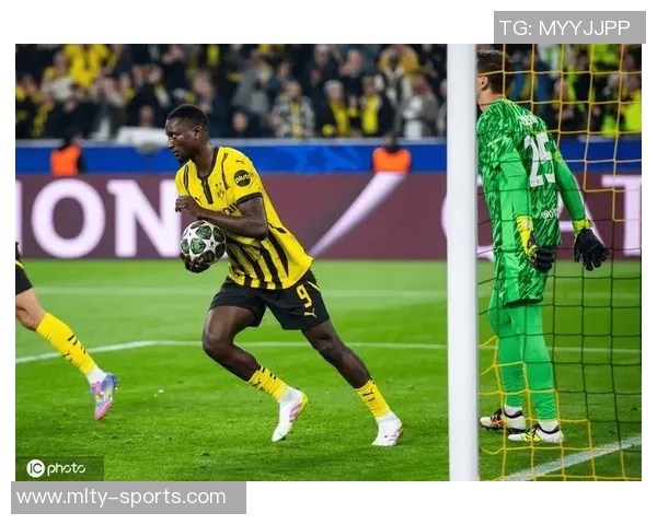 多特蒙德锋线新星吉拉西表现惊艳开赛7场斩获6球2助攻