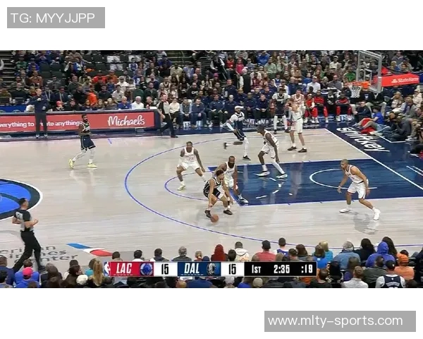 格莱姆斯场均219分信心满满教练鼓励我在新赛季大胆投篮