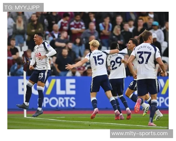 谢林汉姆称赞热刺中卫组合范德芬与罗梅罗为英超顶尖之选 谢林汉姆称赞热刺中卫组合范德芬与罗梅罗为英超顶尖之选