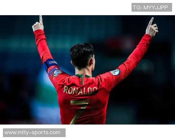 C罗获环球声望奖直言家人劝我停下但我仍能为球队贡献 C罗获环球声望奖直言家人劝我停下但我仍能为球队贡献