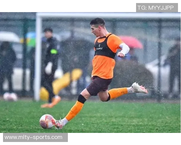 中超保级战火再燃海牛困境加剧四队争夺悬念升级 中超保级战火再燃海牛困境加剧四队争夺悬念升级